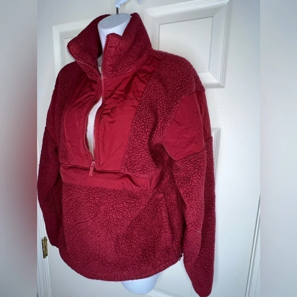 PINK Victorias Secret measured fuzzy home