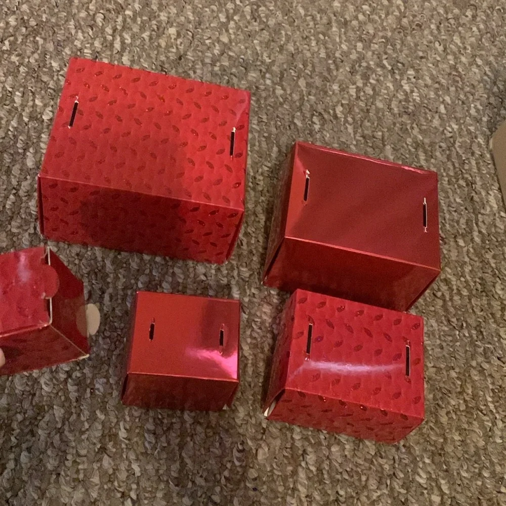 N/A boxes red