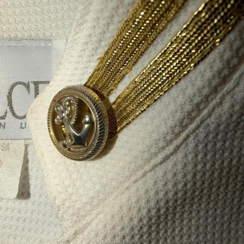 The Unbranded Brand vintage dolce