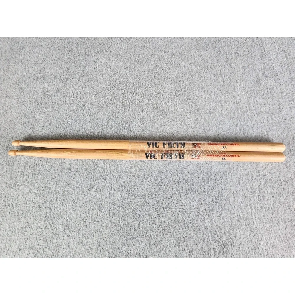 Vic Firth American Classic Hickory Drumsticks Wood 5A‎ 16 Inch Long