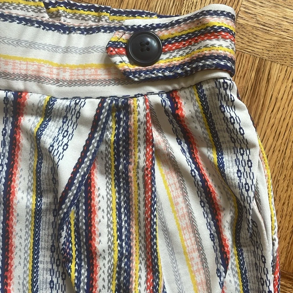 🌟2/$18 SALE Robert Louis Multicolored Striped High Waist Shorts Medium
