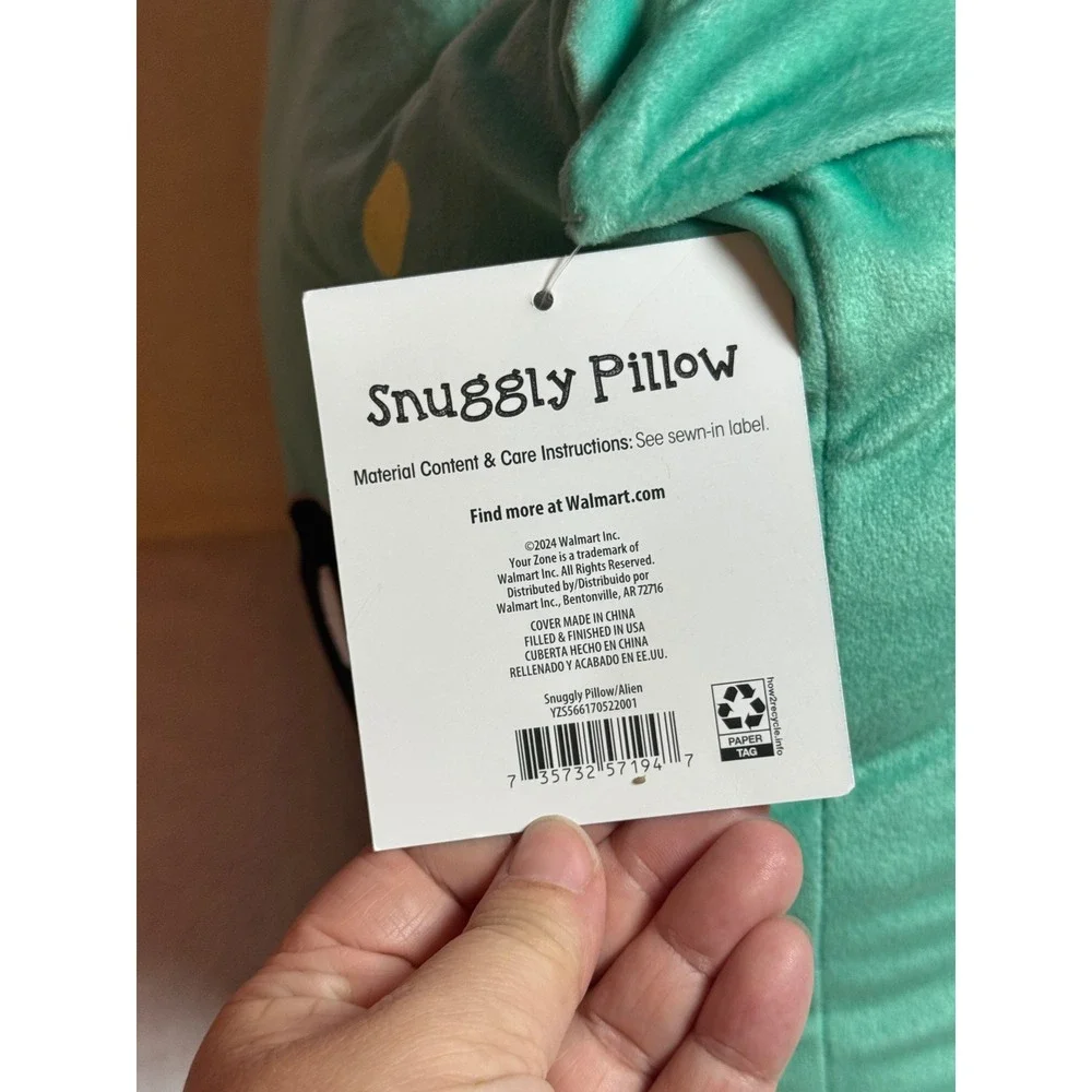 Your Zone Alien Soft 18in x 18in Cute Snuggly Mint Plush Pillow, New with Tags