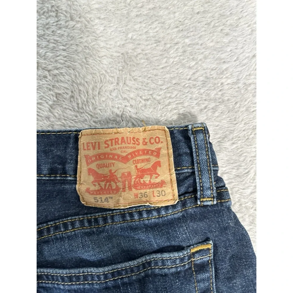 Levis used look