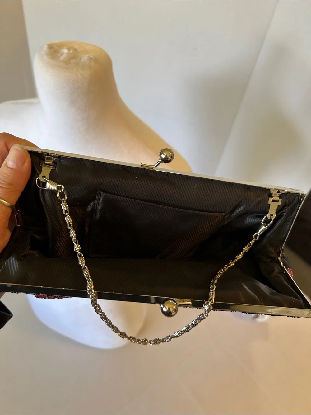The Unbranded Brand check part