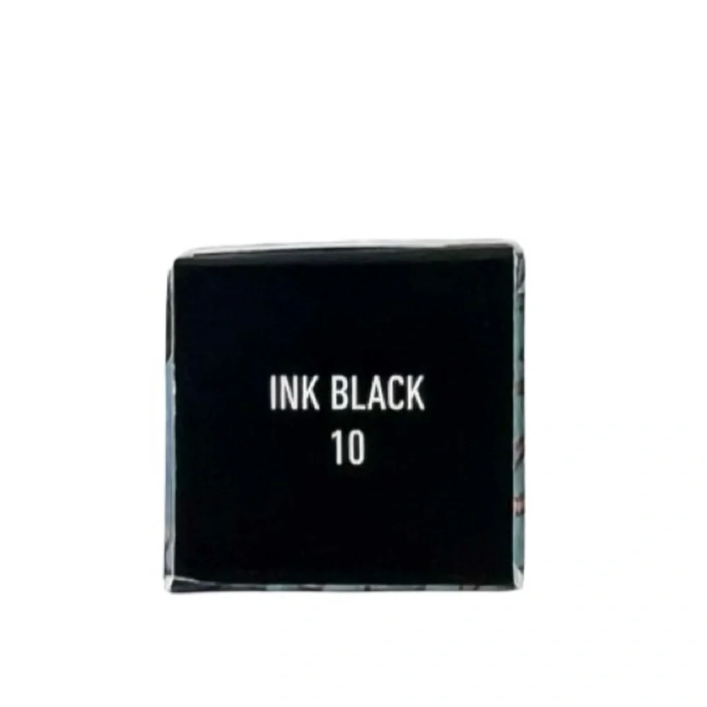 Kat Von D lengthening defining