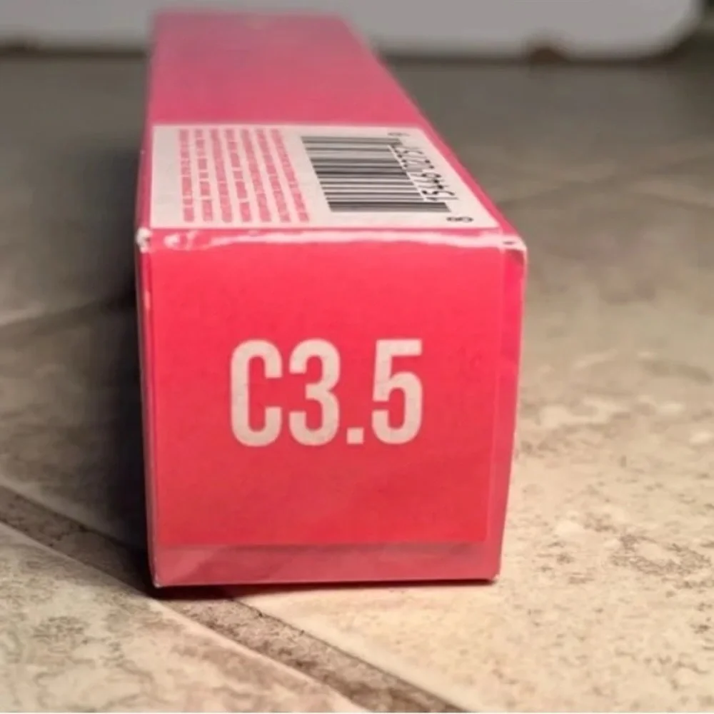 Jeffree Star brighten conceal