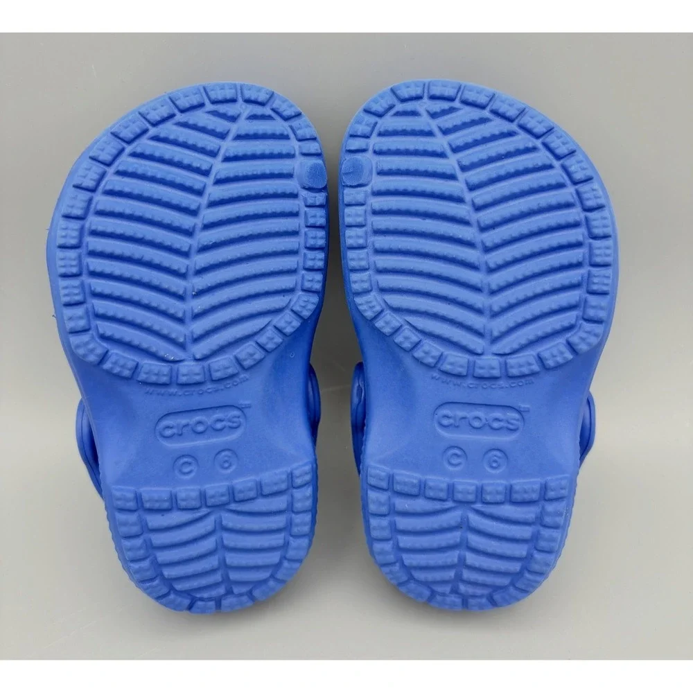 CROCS classic clogs