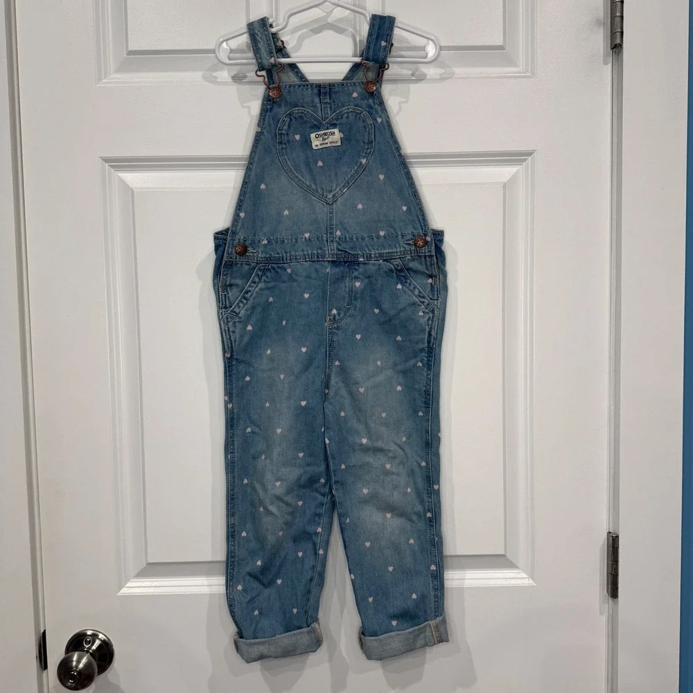OshKosh Bgosh Girls Heart Print Denim Overalls Size 5T‎ Jumpsuit