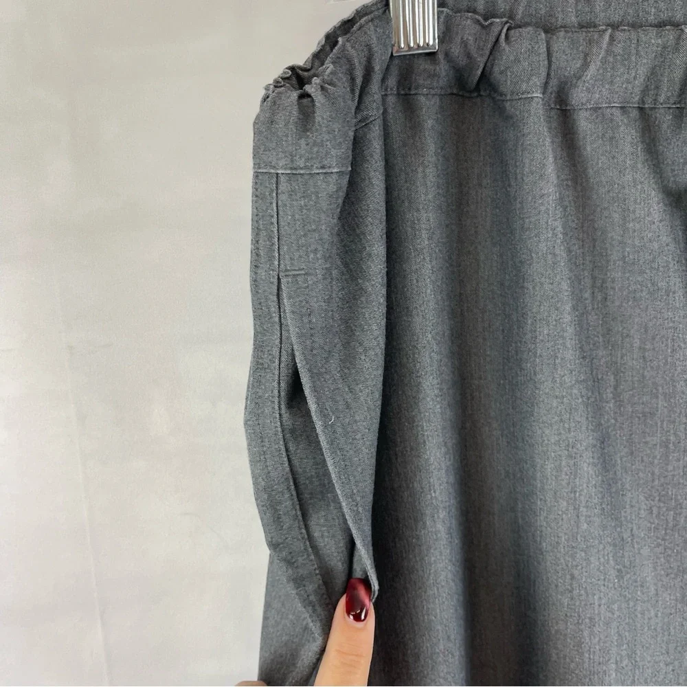 Figs designed inside men’s