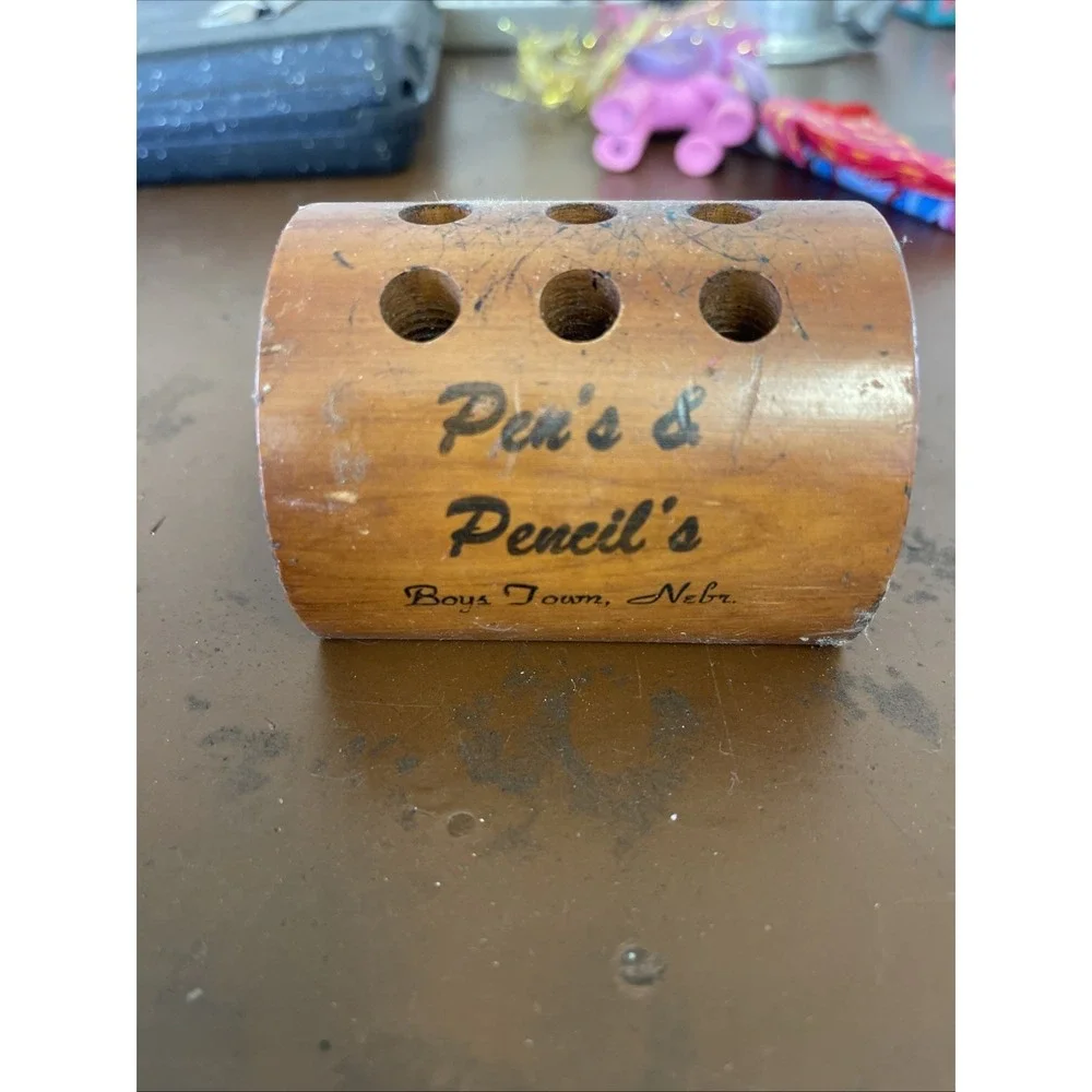 Vintage Collectible Souvenir Wood Pen & Pencil Holder Boys Town Nebraska
