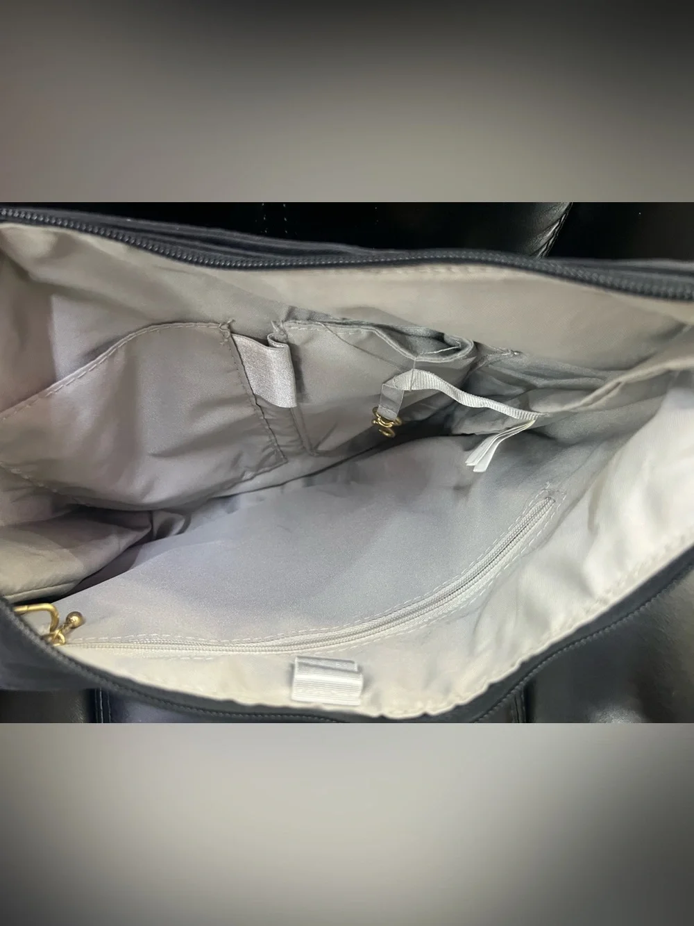 Baggallini compact organizer