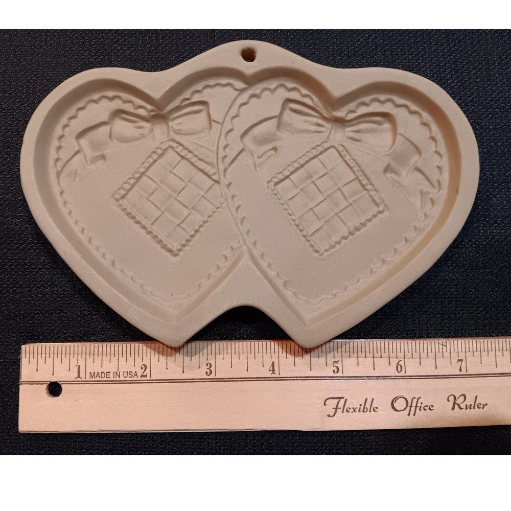 Vintage 1988 Brown Bag Cookie Art Double Heart Mold Hill Design Tan Ceramic 80s