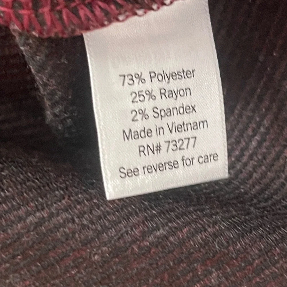 Apt. 9 size small