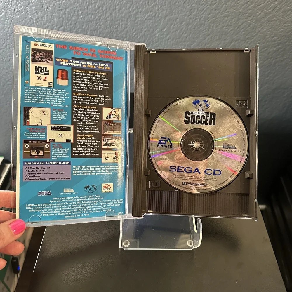 FIFA International Soccer (Sega CD 1994) CIB Complete w/ Manual + Reg Card EUC