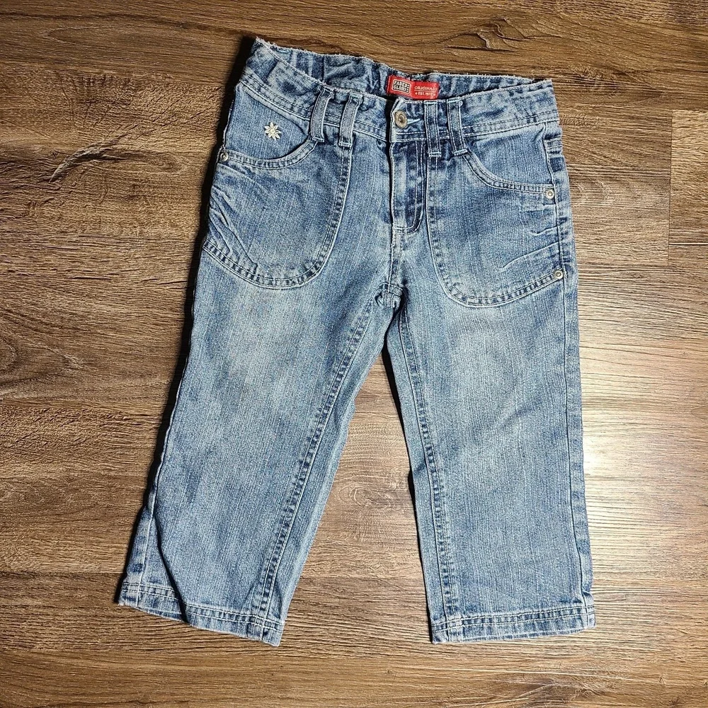 Girls Capris size 7 Regular Faded‎ Glory Denim Flower On Pocket