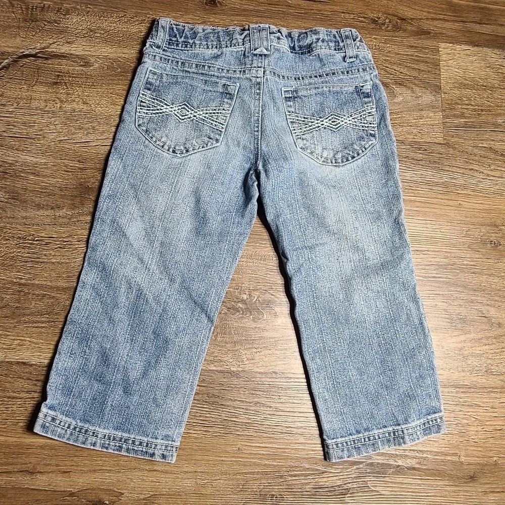 Girls Capris size 7 Regular Faded‎ Glory Denim Flower On Pocket