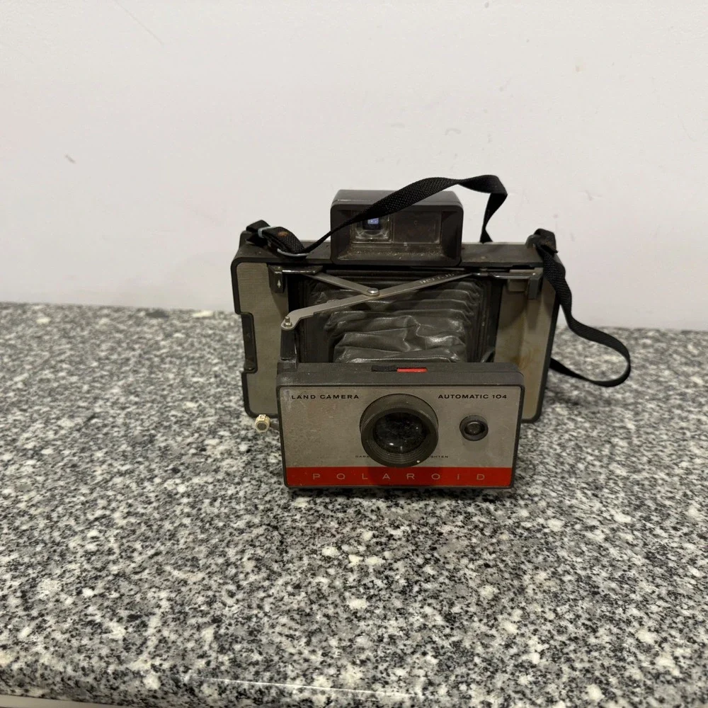 Polaroid you ease