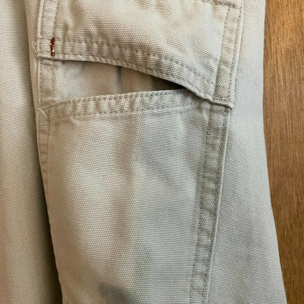Columbia men tan