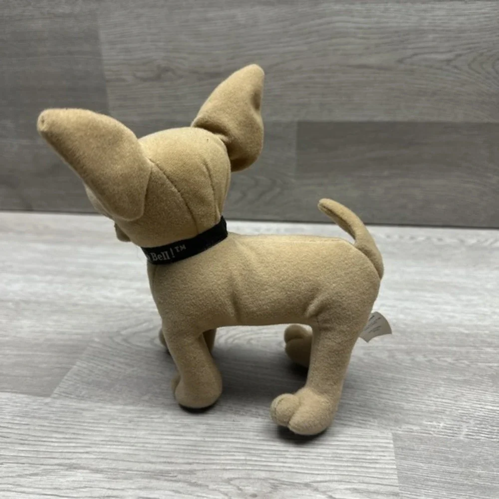 3 Vintage Taco Bell Chihuahua Plush Toys.‎ Do Not Talk. Three Plush Dogs. Nice!