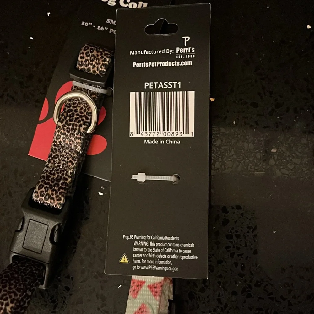 Adorable dog collars! NEW x‎ 2!