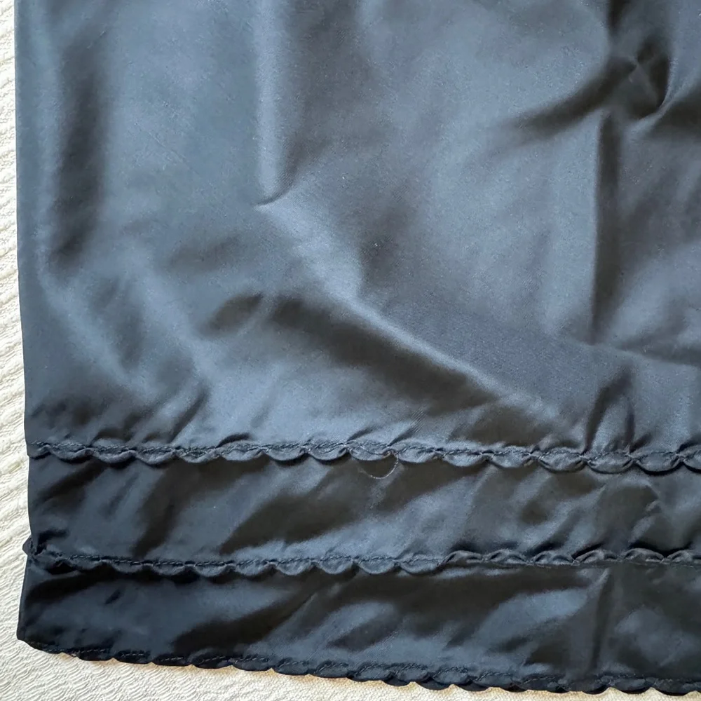 Vintage 1960s Black Slip Scallop Hem