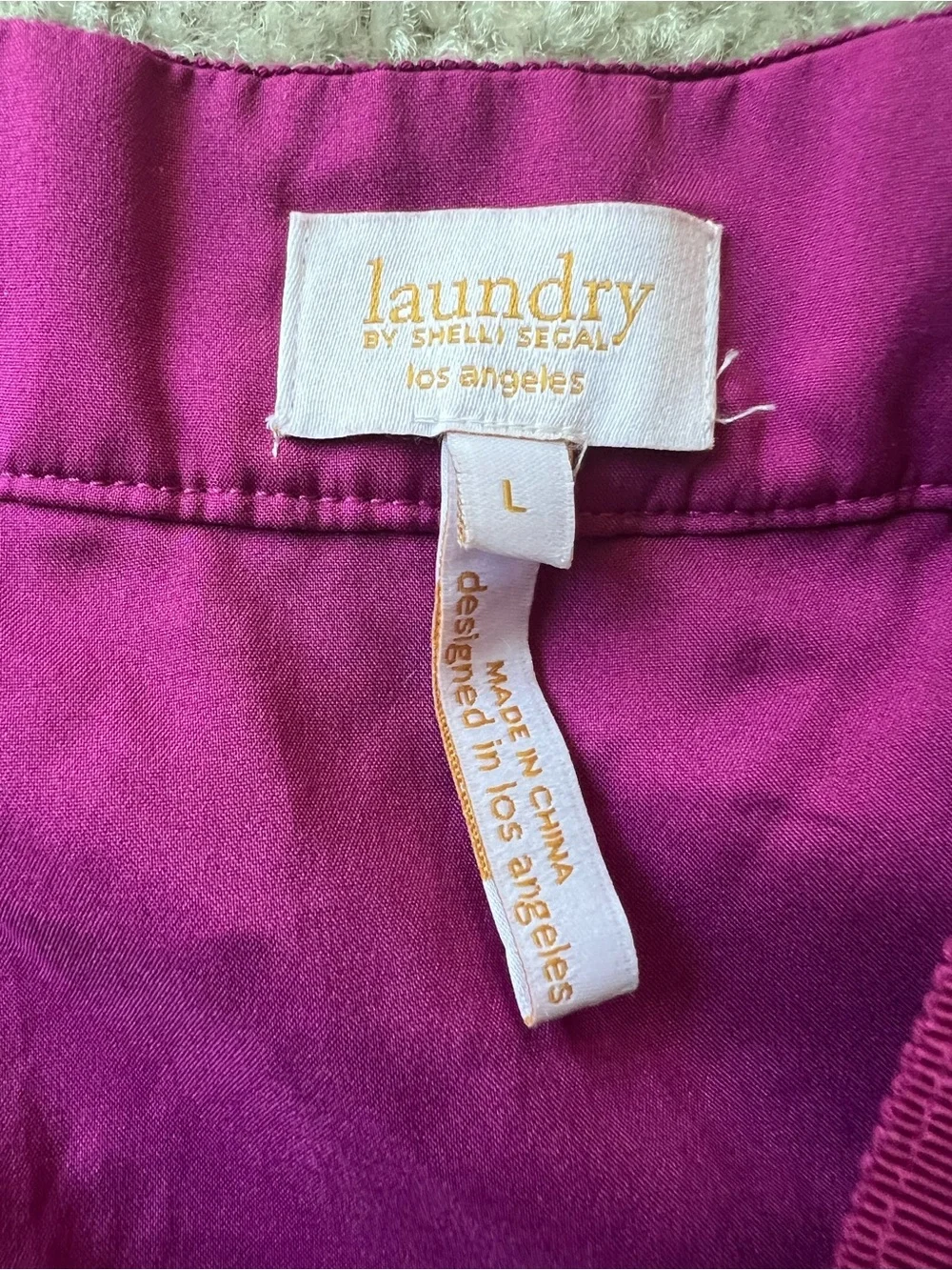 Laundry By Shelli Segal excellent no
