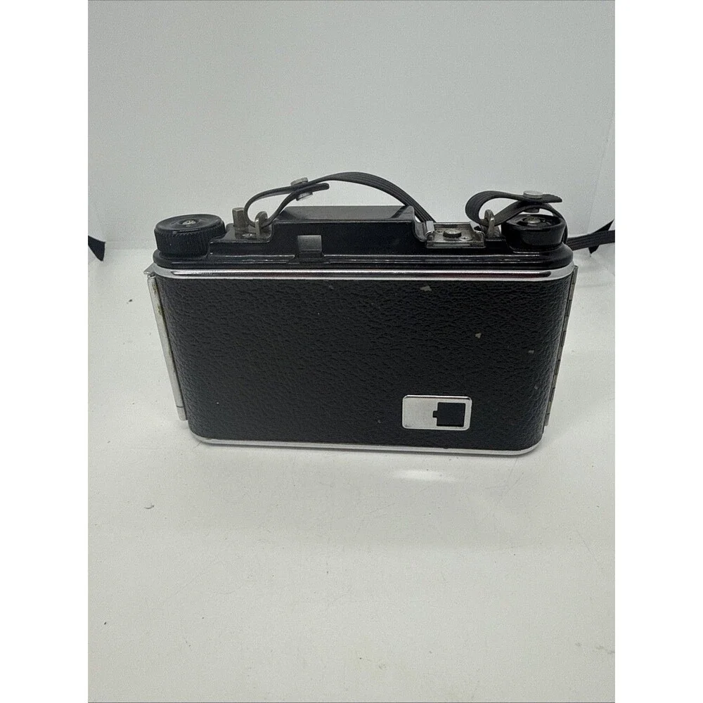 Vintage 1949 Foldex 20 Pho-Tak Folding Camera With 105mm Octvar Lens