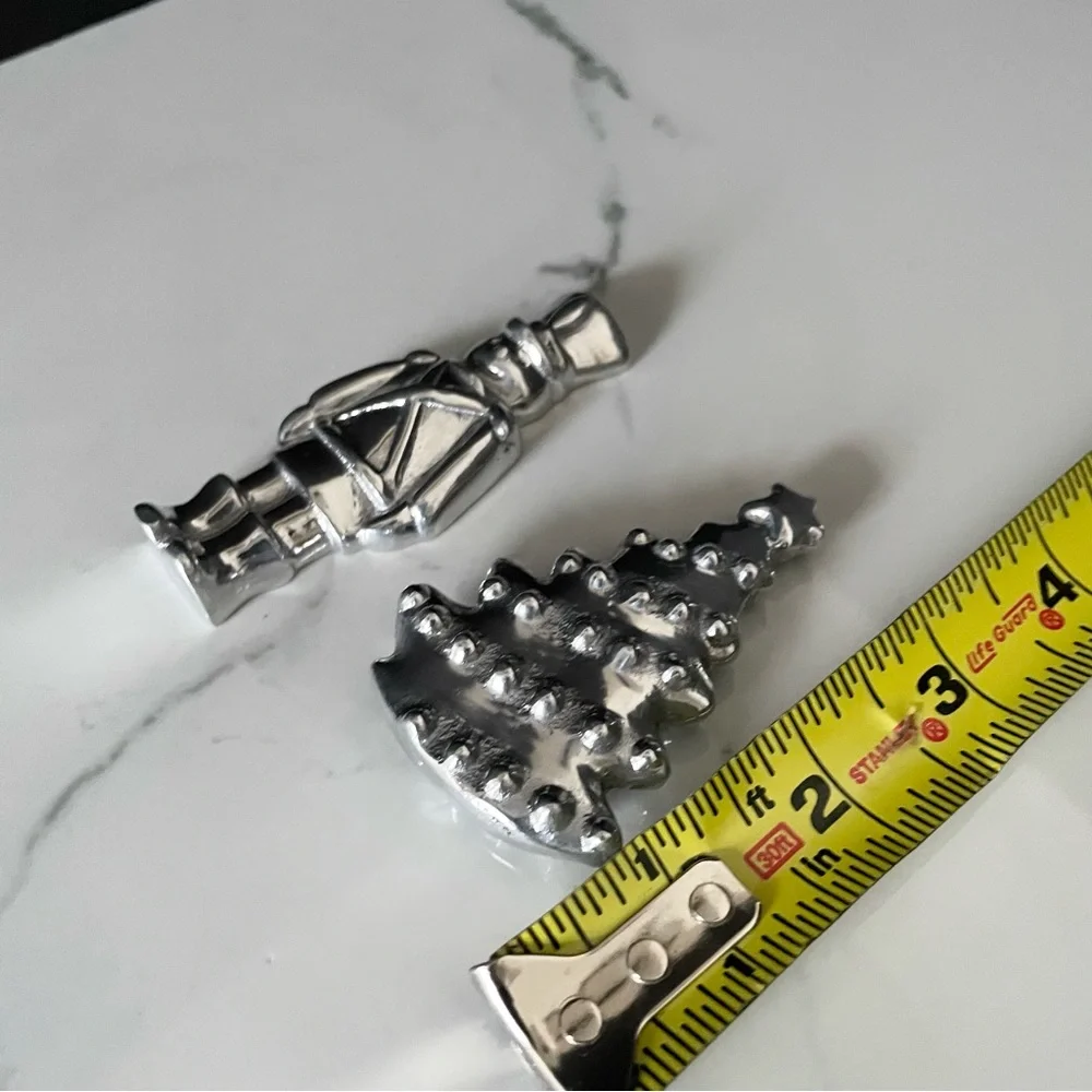 SET of 2 Napkin Weights - Nutcracker & Christmas Tree by Mariposa
