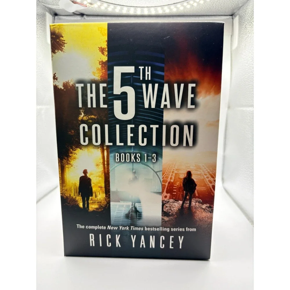 The 5th Wave Collection by Rick Yancey