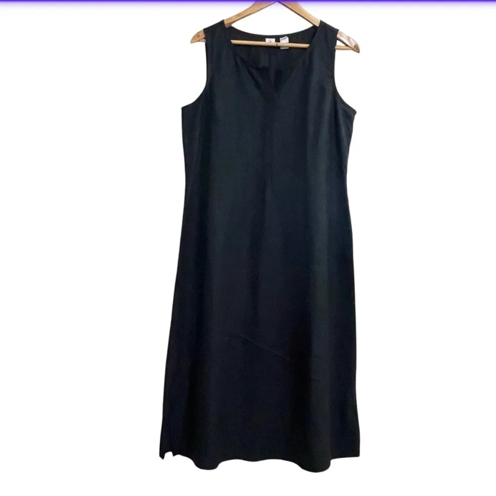 100% linen Asymmetric Sleeveless Linen V-Neck‎ Midi Black Dress