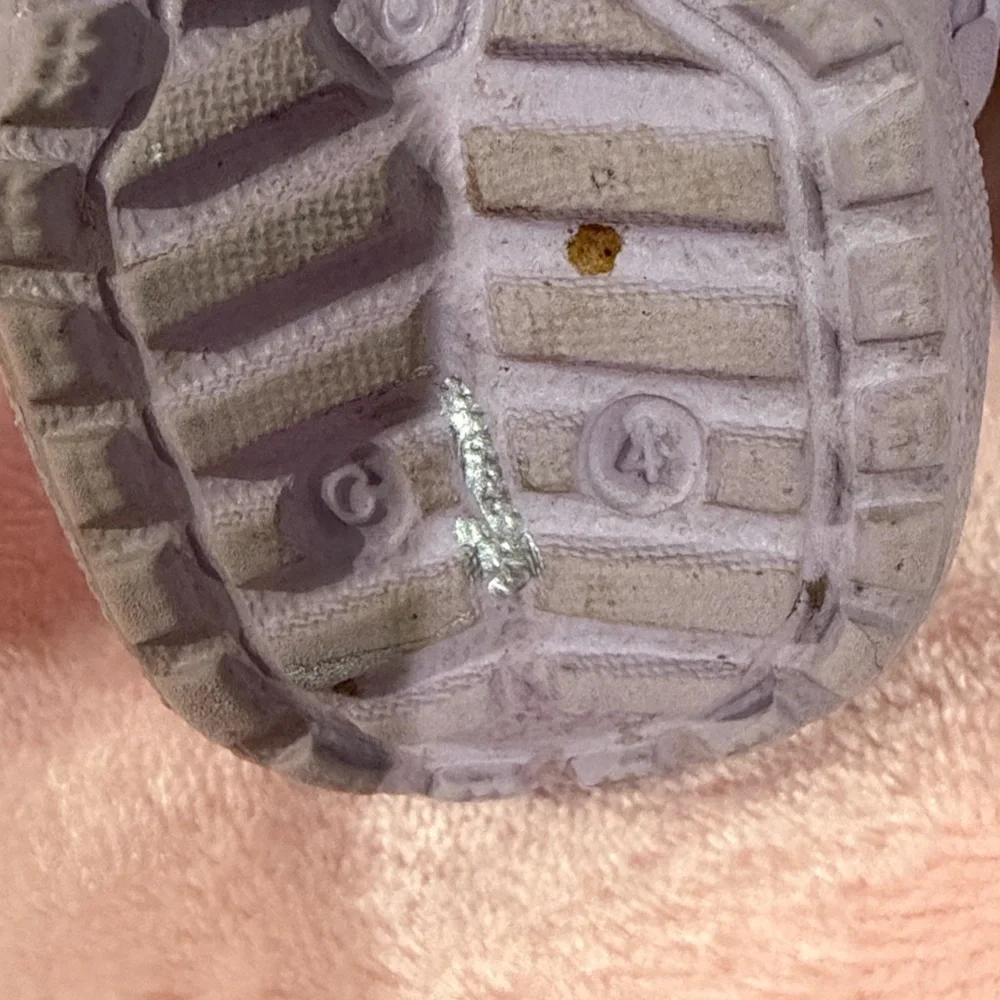 CROCS cozy stylish