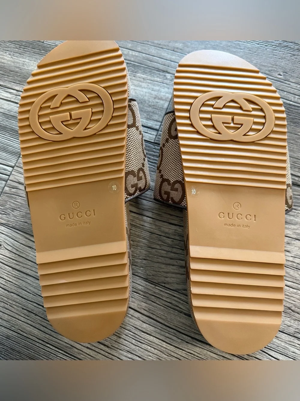 Gucci Men's Slides in Camel and Ebony Maxi GG Canvas Uk 10 US 10.5