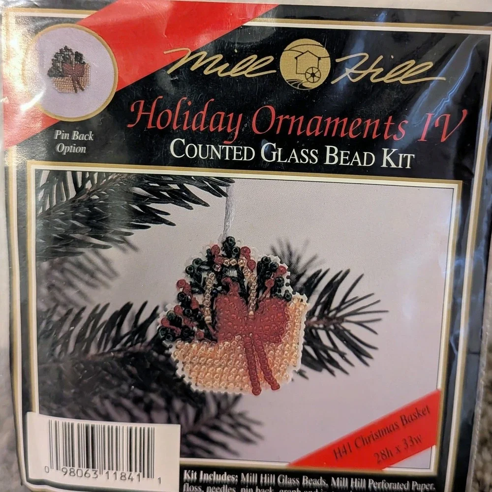 Mill Hill Holiday Ornaments IV Christmas Basket Counted Glass‎ Bead Kit New
