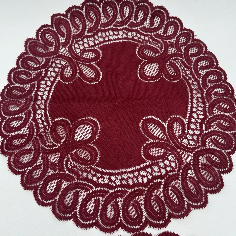 Vintage Red Lace Doilies & Placemat Set 3 Scalloped‎ Floral Table Decor