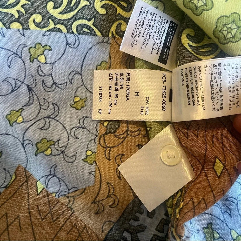 Levi’s‎ Relaxed Fit Men’s Camp Shirt Colorful Patchwork Design Medium
