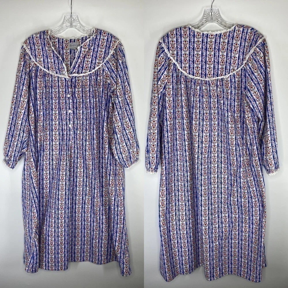 Lady Of Salzberg Blue White Heart Floral Long Nightgown Size Large