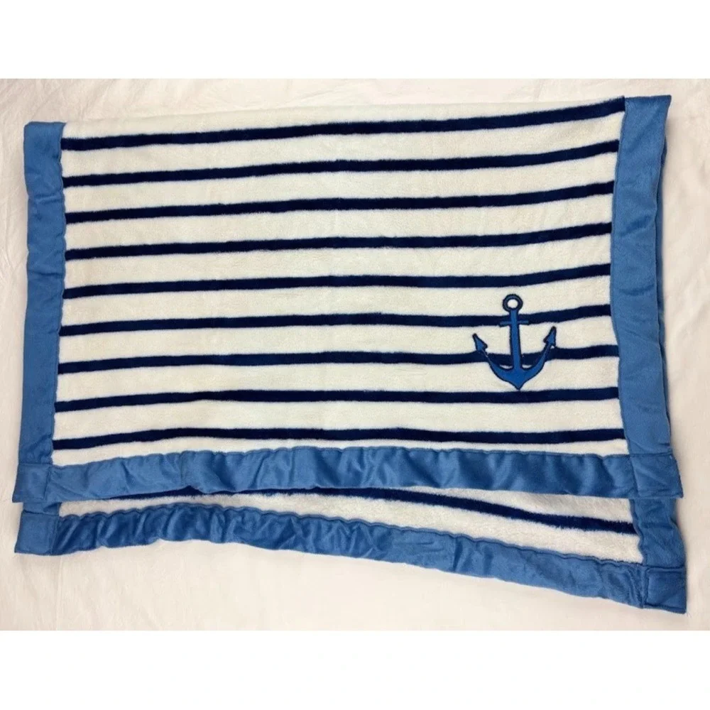 Baby Lounge pre blanket please