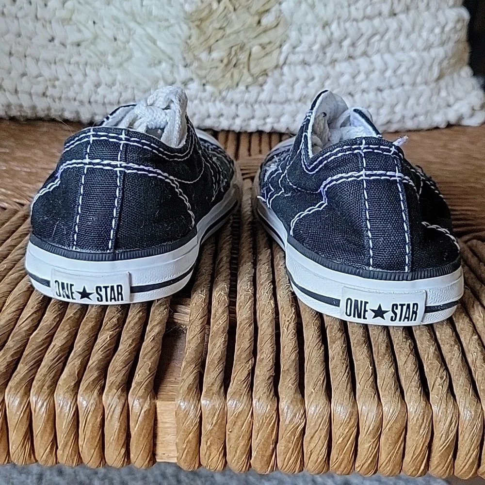 Converse one star