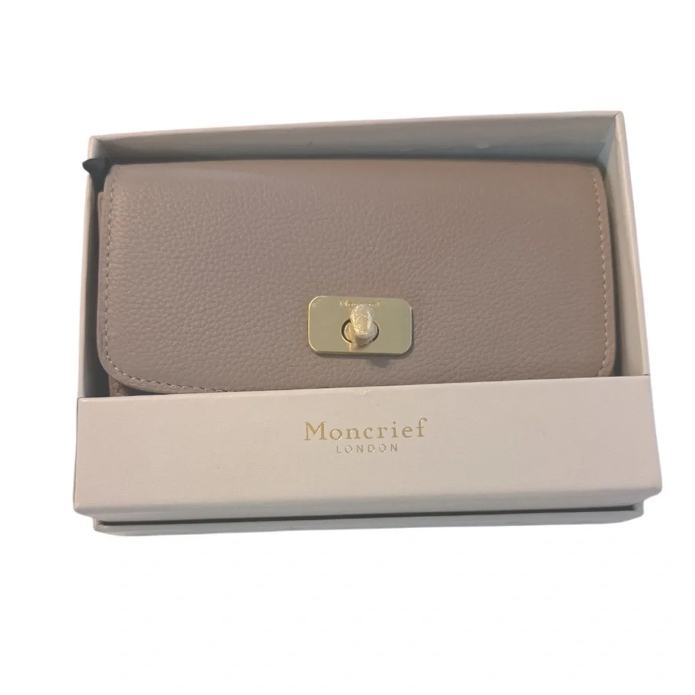 NEW Moncrief London Winter Taupe Wallet with Tags and Gift Box