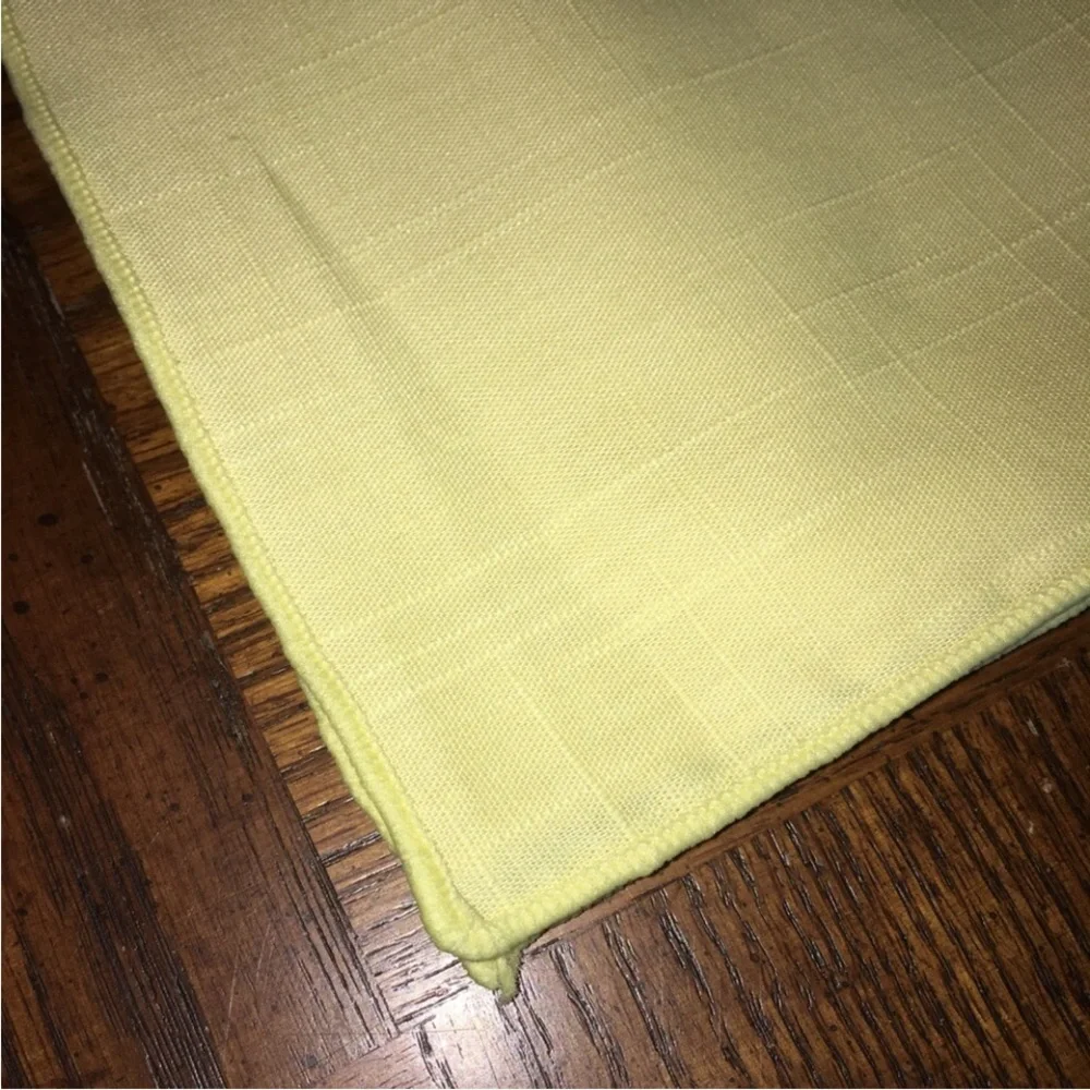 Tablecloth 4 napkins fabric bundle matching set solid yellow cotton blend 1980s