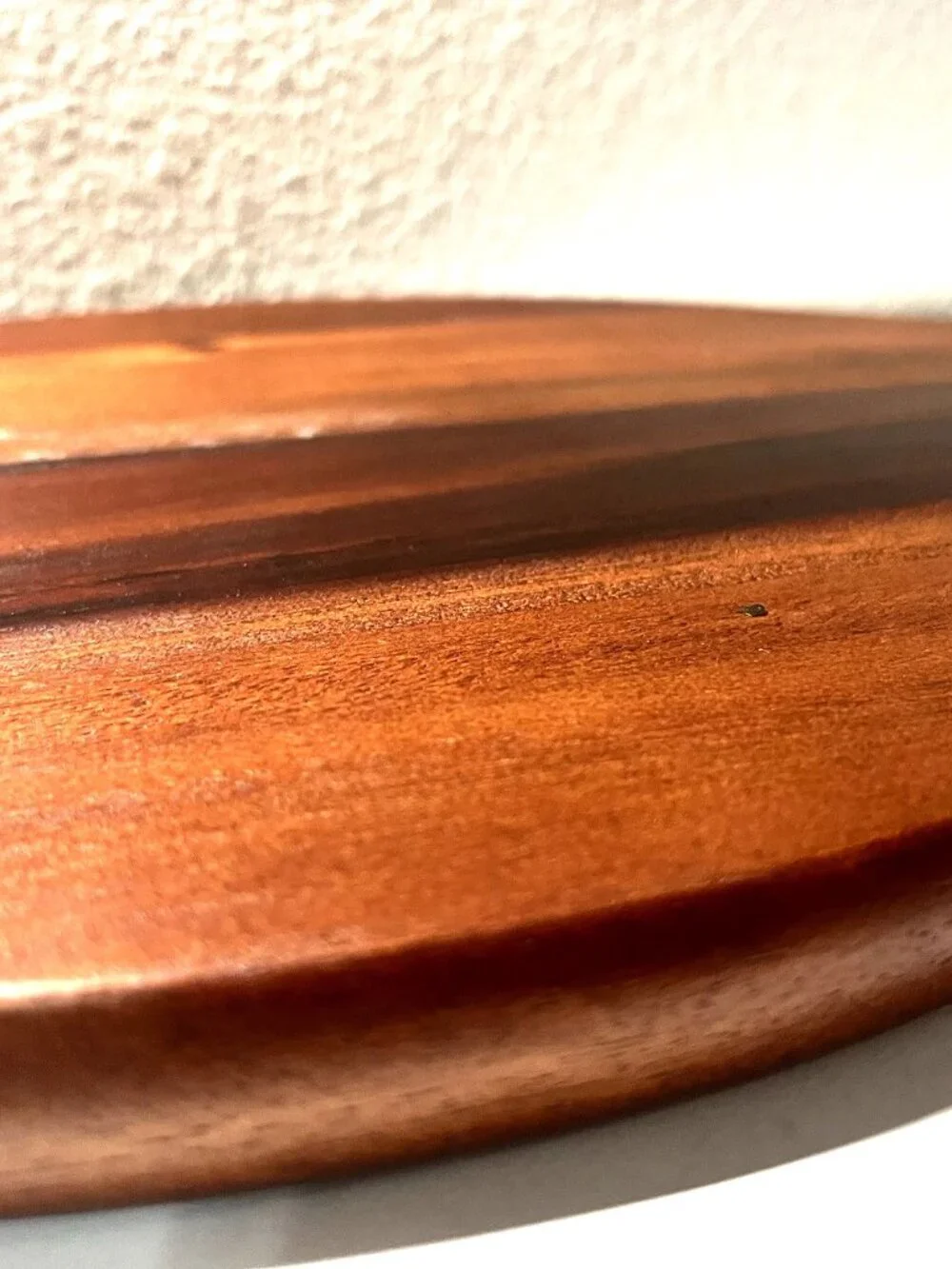 Nambé tabletop slicing