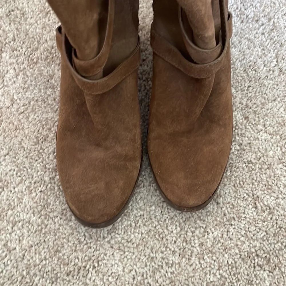 Tory Burch suede brown buckle ankle boots 8.5 great condition
