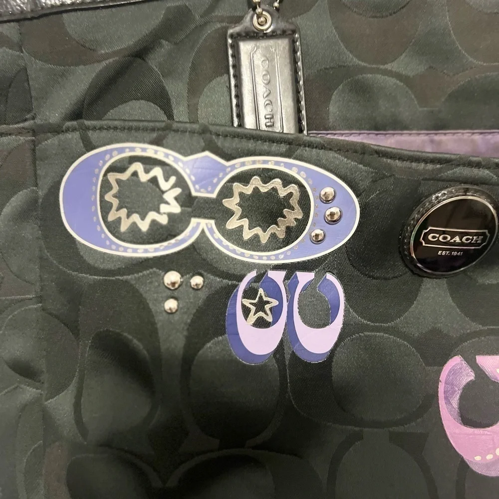 Coach applique daisy