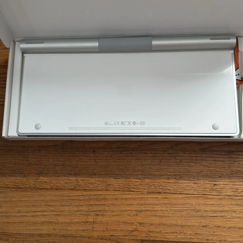 Apple wireless keyboard