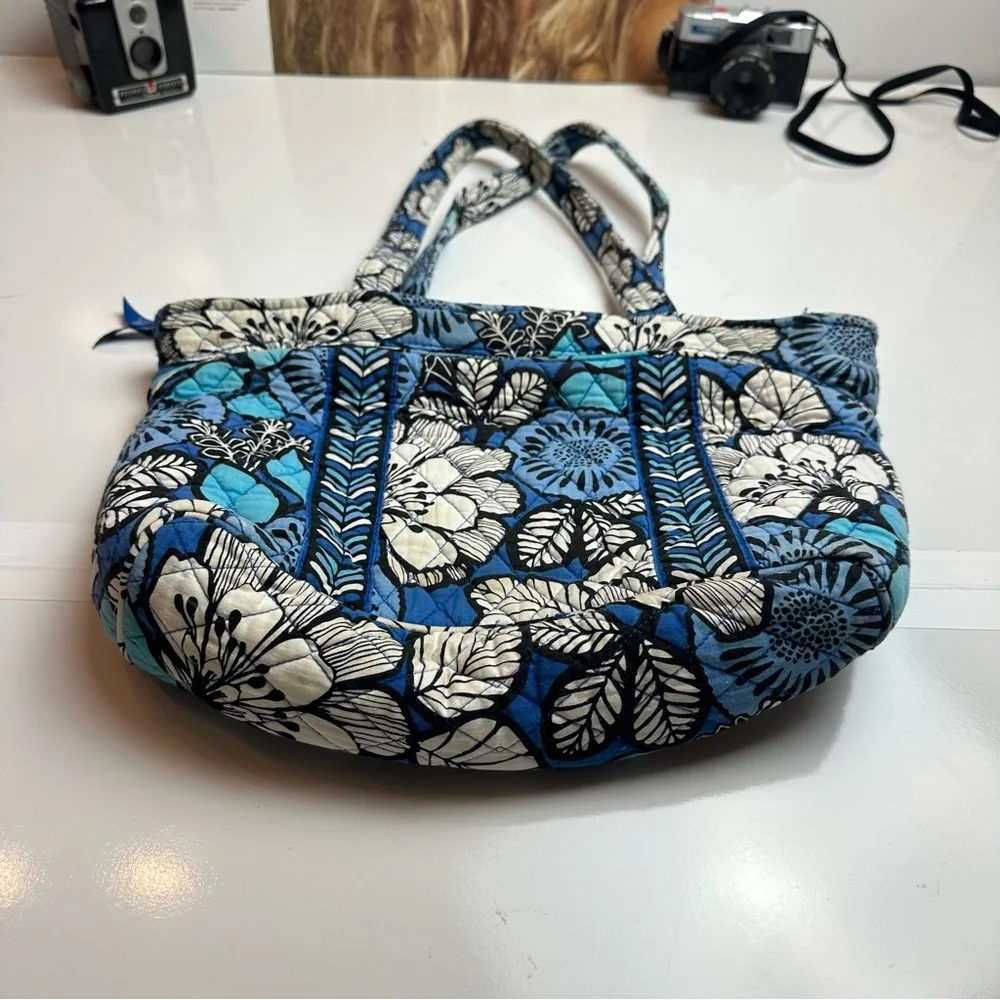 authentic vera