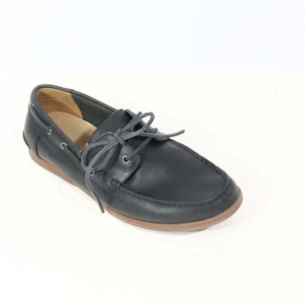 Clarks boat shoe