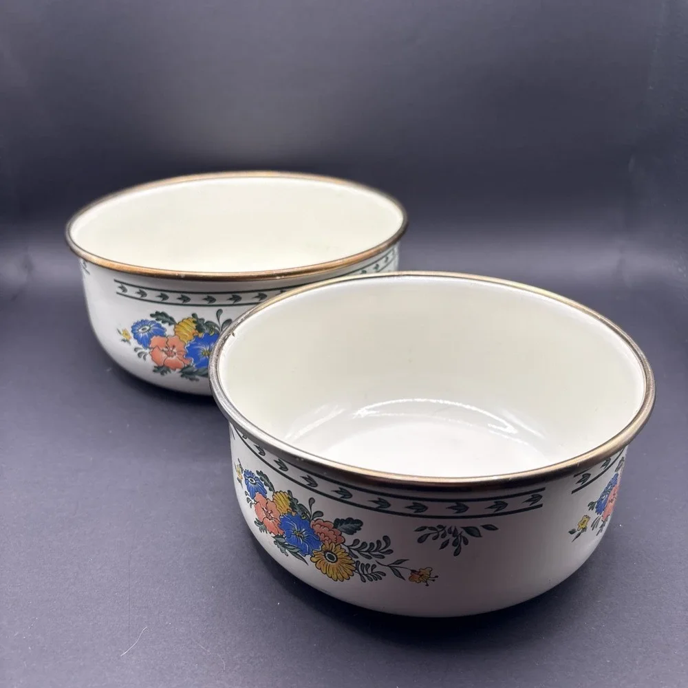 M. Kamenstein interior enamel