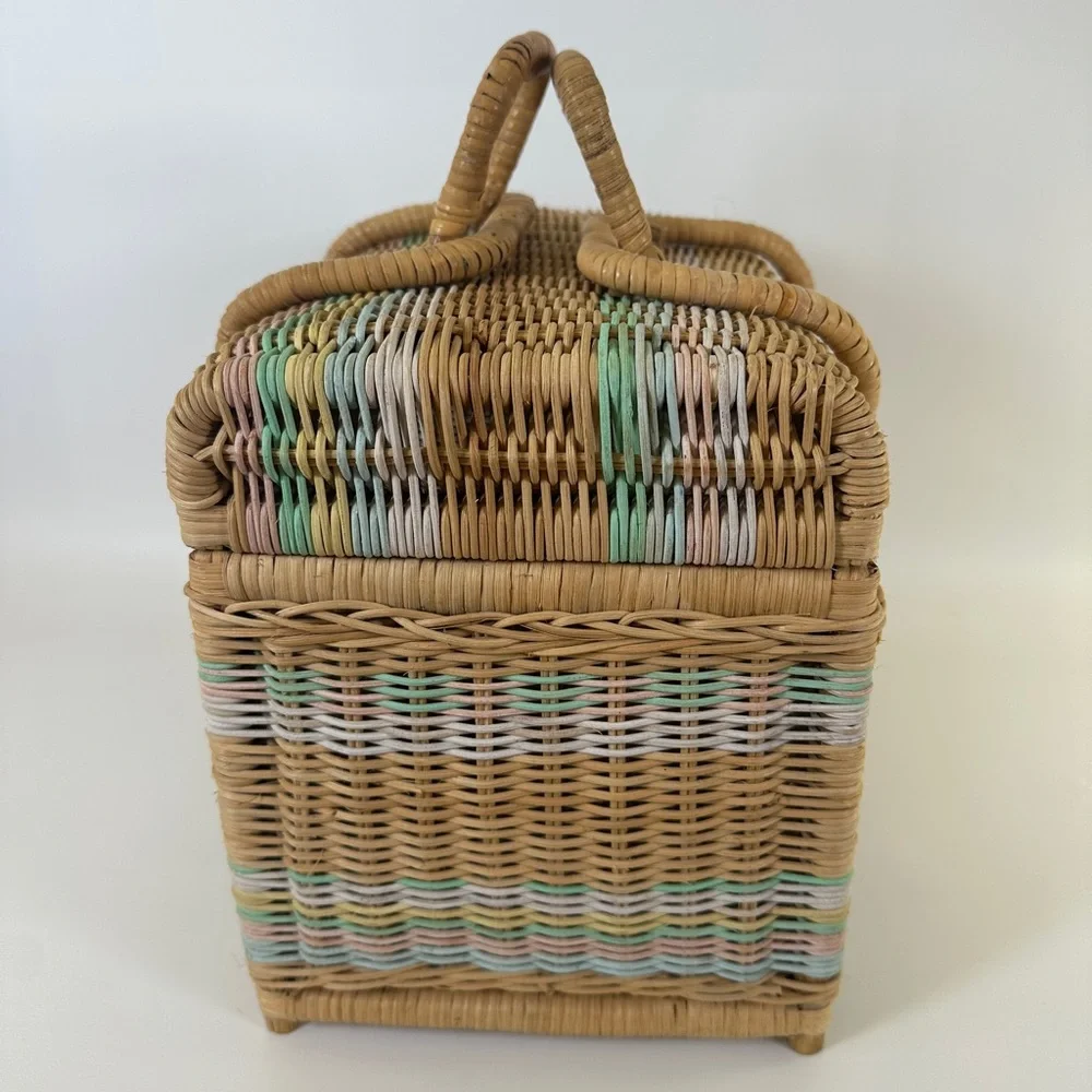 VTG‎ Rattan Pastel Rainbow Wicker Picnic Basket | boho eclectic handles storage
