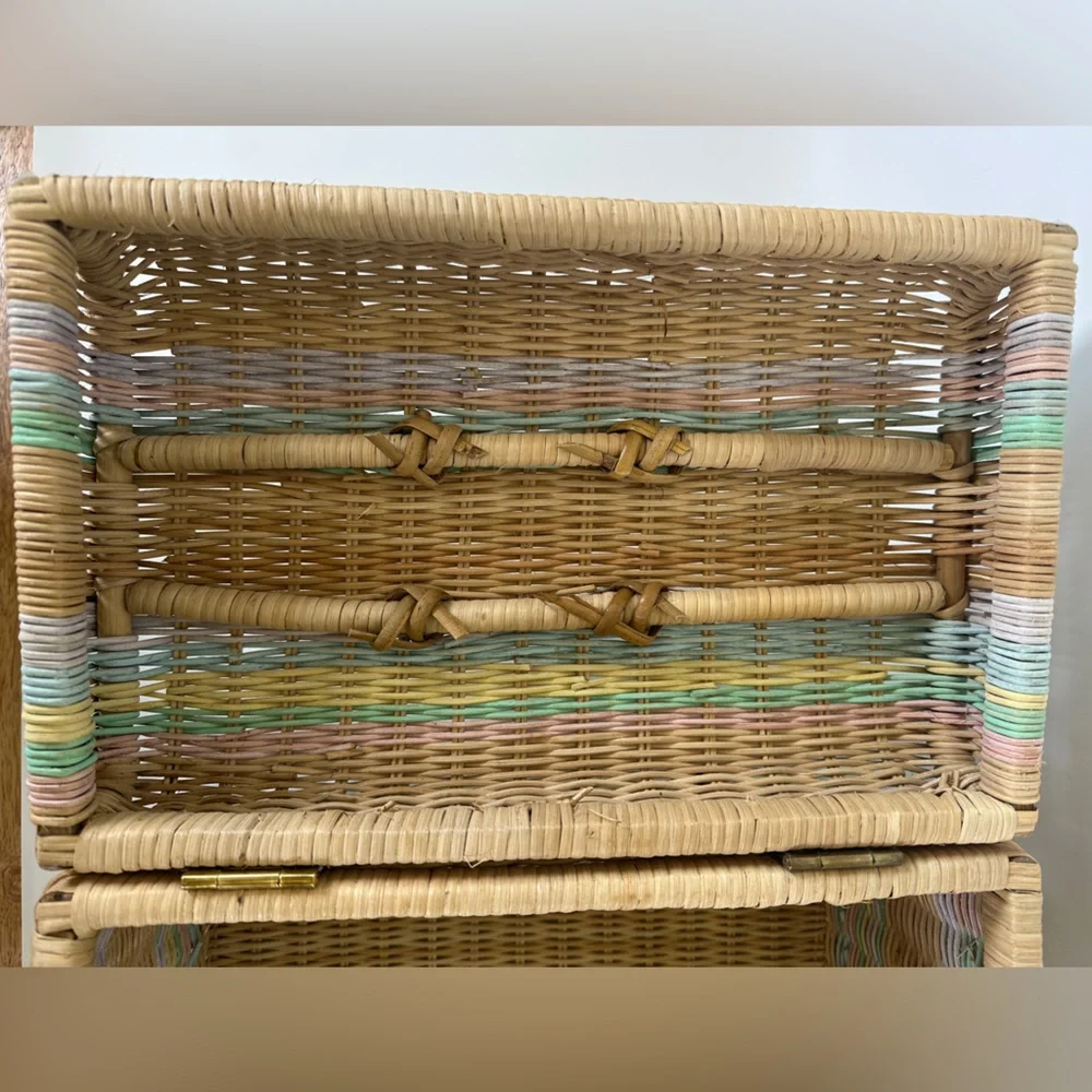 VTG‎ Rattan Pastel Rainbow Wicker Picnic Basket | boho eclectic handles storage