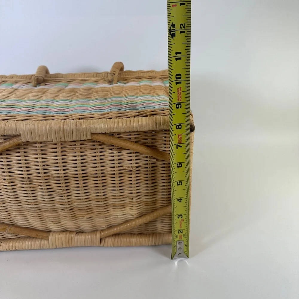 VTG‎ Rattan Pastel Rainbow Wicker Picnic Basket | boho eclectic handles storage